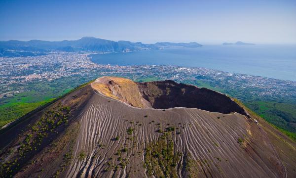 Mount Vesuvius - 21 Km